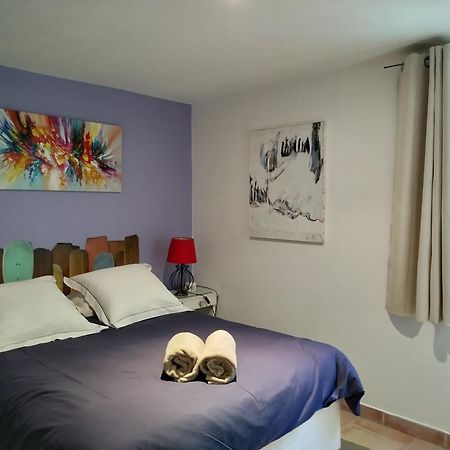 Au Mas Saint Pierre Hotel Pignans Екстериор снимка