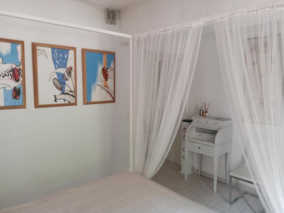 Au Mas Saint Pierre Hotel Pignans Екстериор снимка
