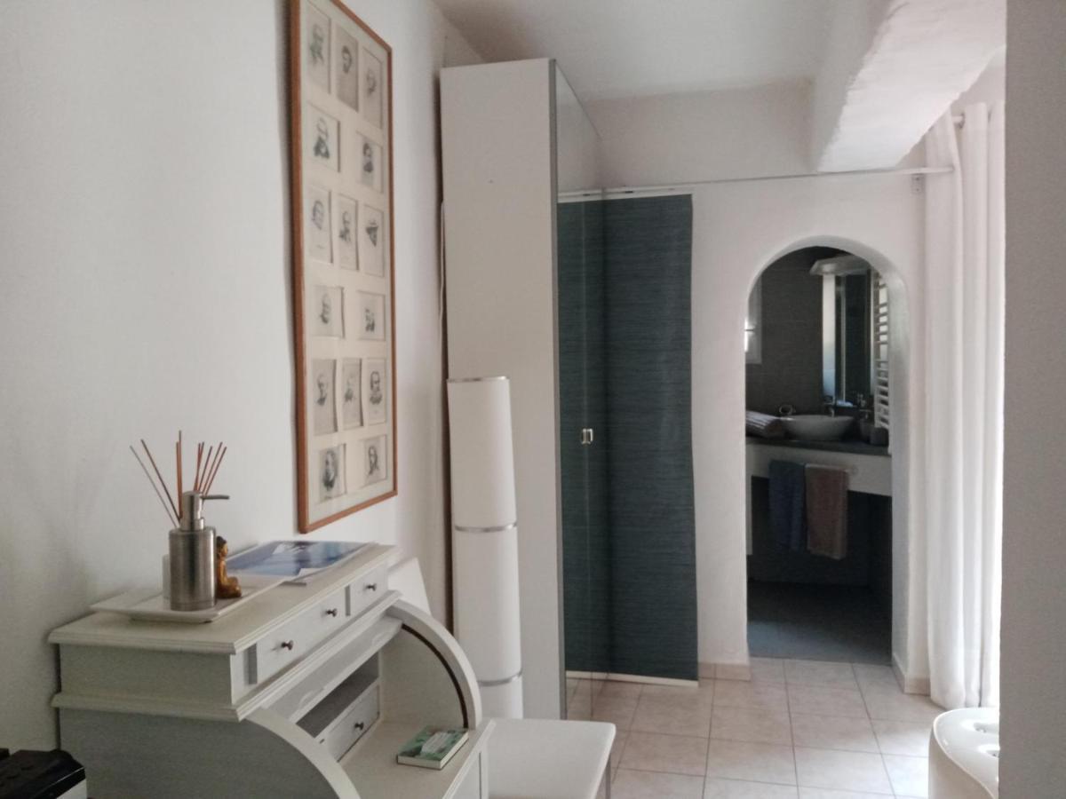 Au Mas Saint Pierre Hotel Pignans Екстериор снимка