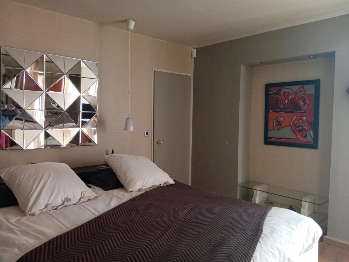 Au Mas Saint Pierre Hotel Pignans Екстериор снимка