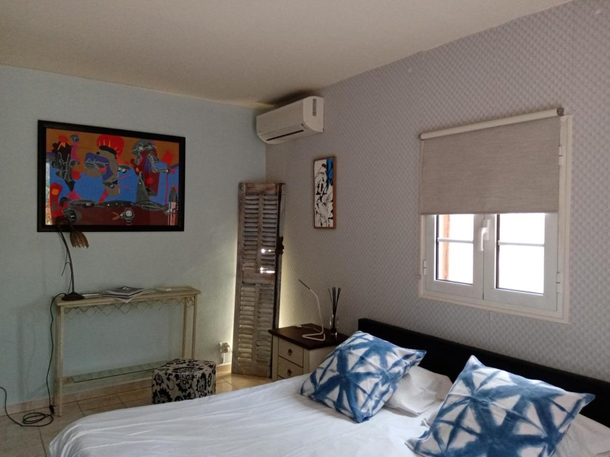 Au Mas Saint Pierre Hotel Pignans Екстериор снимка