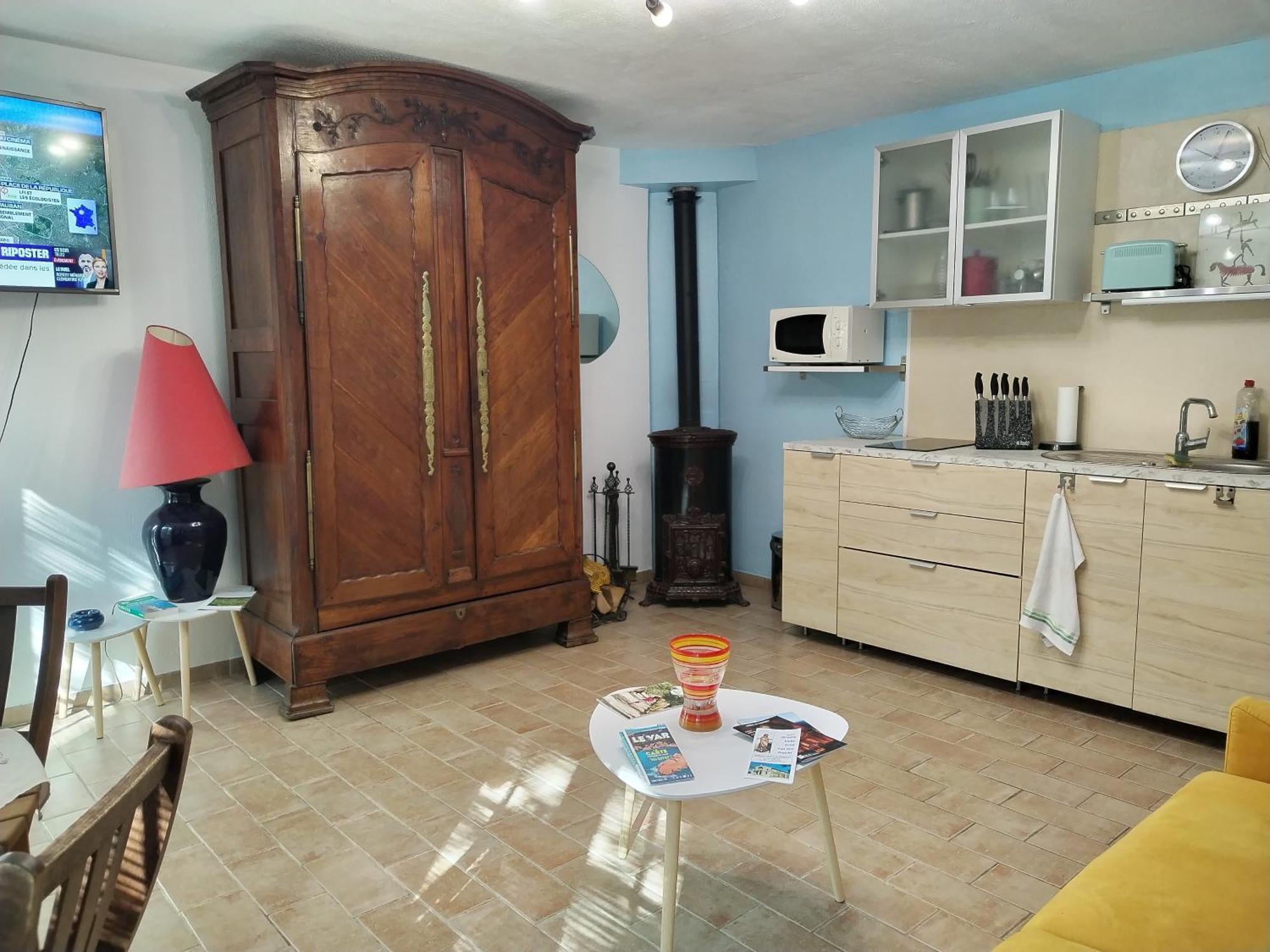 Au Mas Saint Pierre Hotel Pignans Екстериор снимка